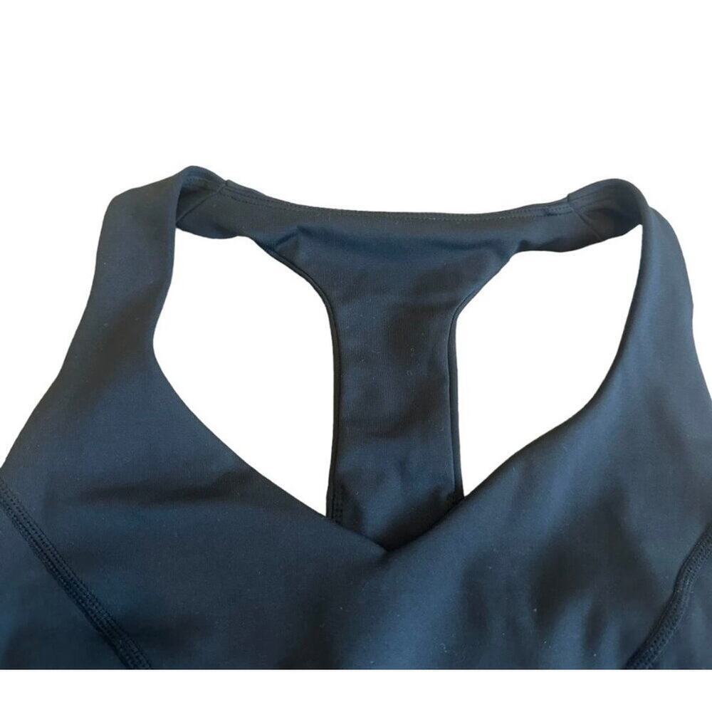 Good American Active Essentials Pullover Sports B… - image 4